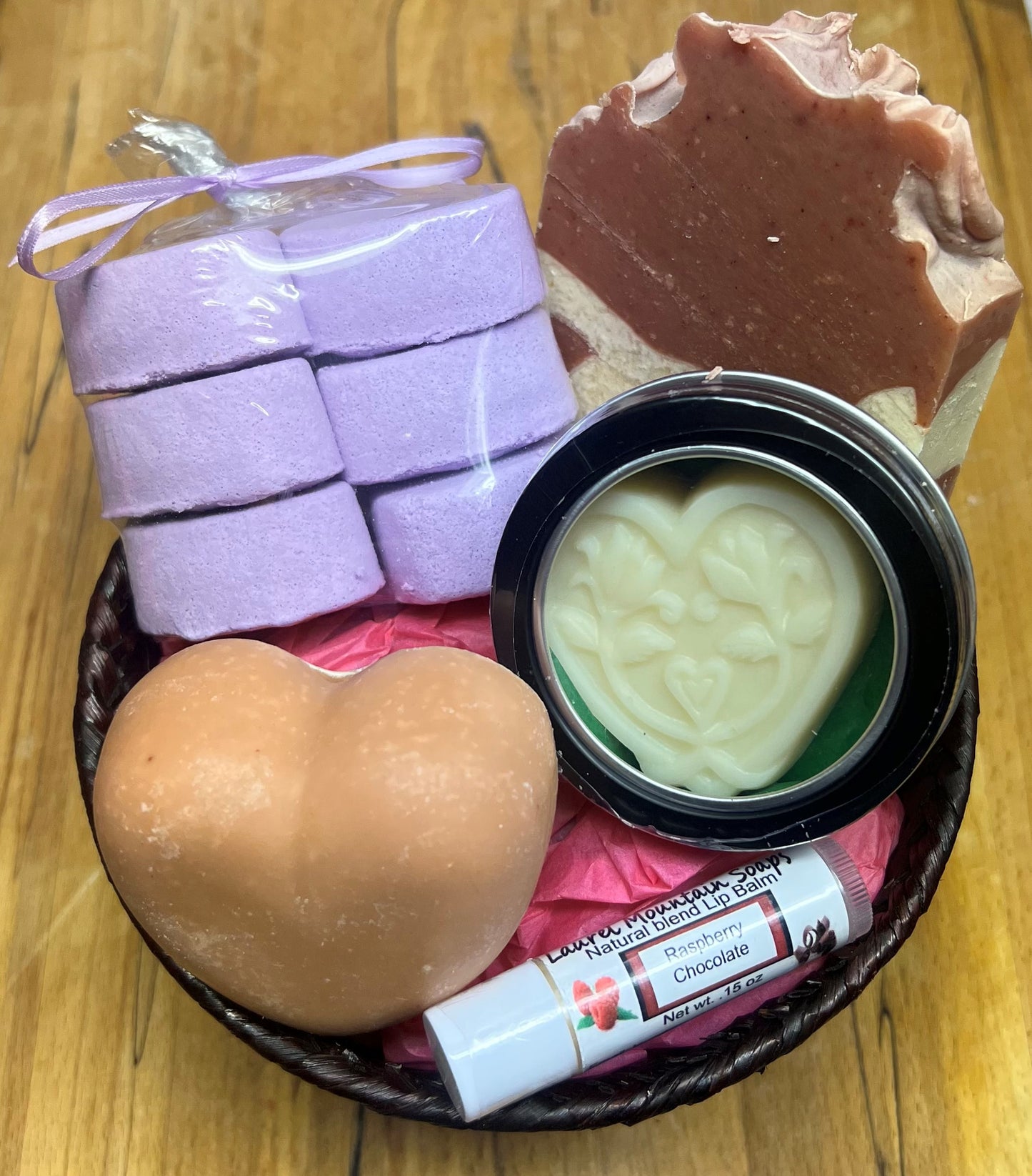 Queen of Hearts Gift Basket